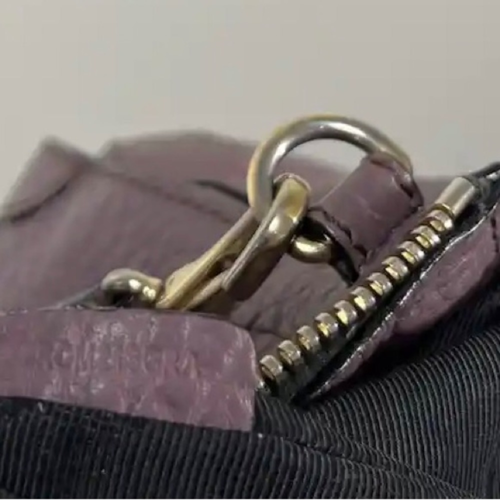 Burberry Bags - Picture 9 of 16